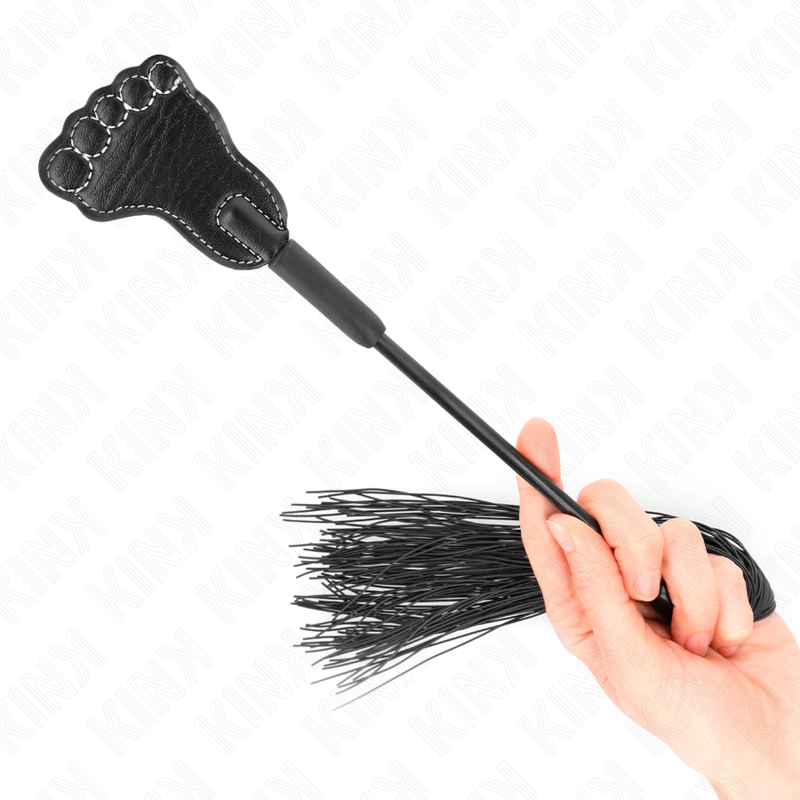 KINK - PALA FORMA DE PIE CON LĂTIGO DE BORLA 31 CM